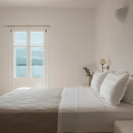 The Palm Trees - Prive Beach Access, Private Tennis/basketball Court Villa *