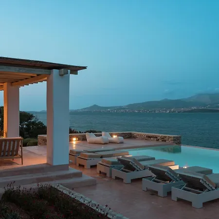 The Palm Trees - Prive Beach Access, Private Tennis/basketball Court