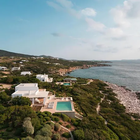 Villa The Palm Trees - Prive Beach Access, Private Tennis/basketball Court *