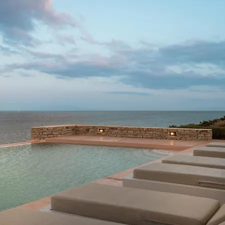 The Palm Trees - Prive Beach Access, Private Tennis/basketball Court Villa *