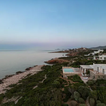 The Palm Trees - Prive Beach Access, Private Tennis/basketball Court Villa Antiparos Town
